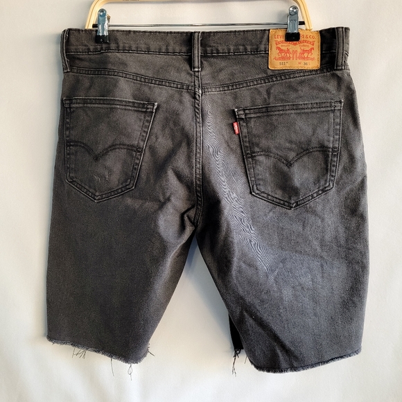 Levi's 511 Slim Cut Off Shorts Men's W36 Black - Picture 4 of 7